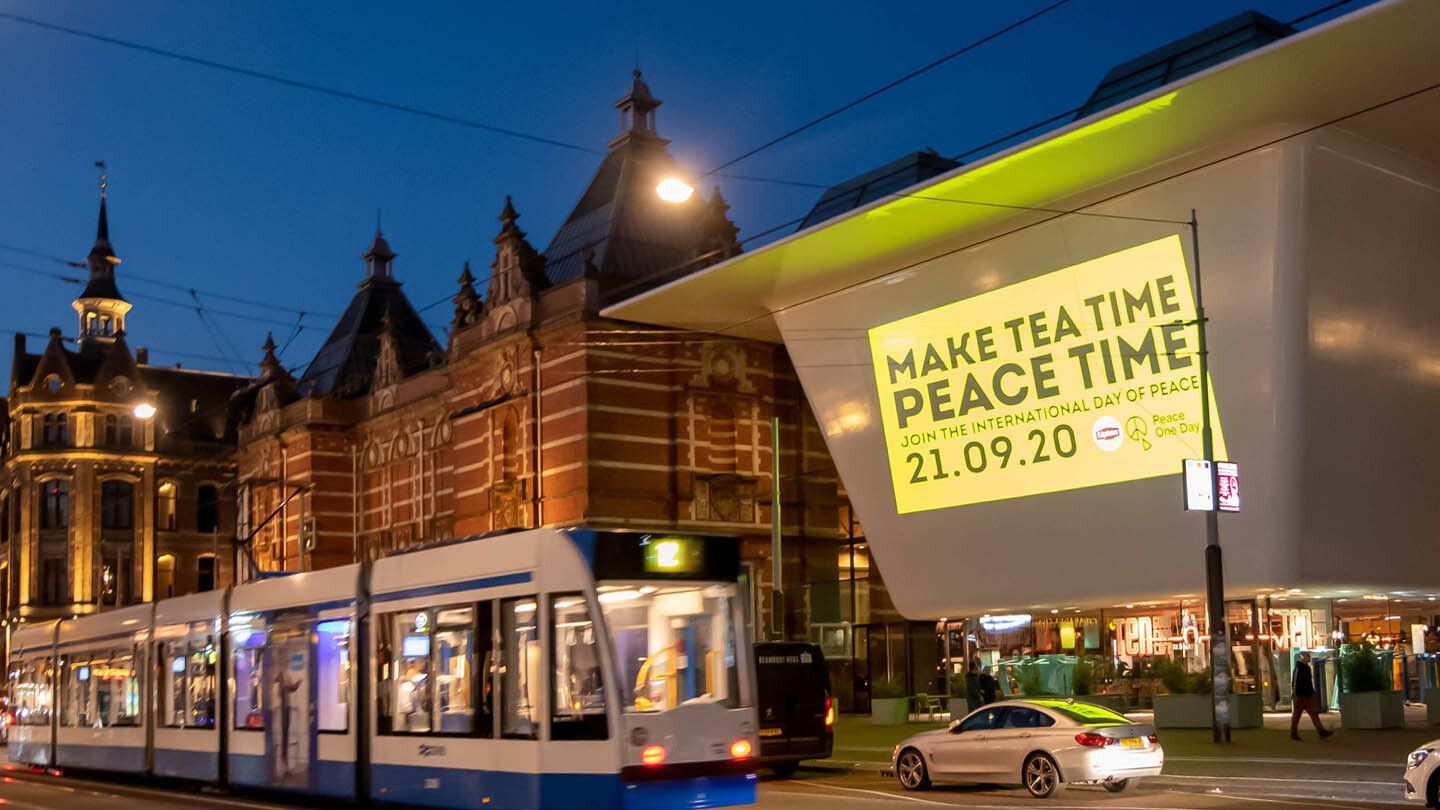 Lipton shone the message 'Make Tea Time Peace Time' onto the Stedelijk Museum in Amsterdam, Netherlands.